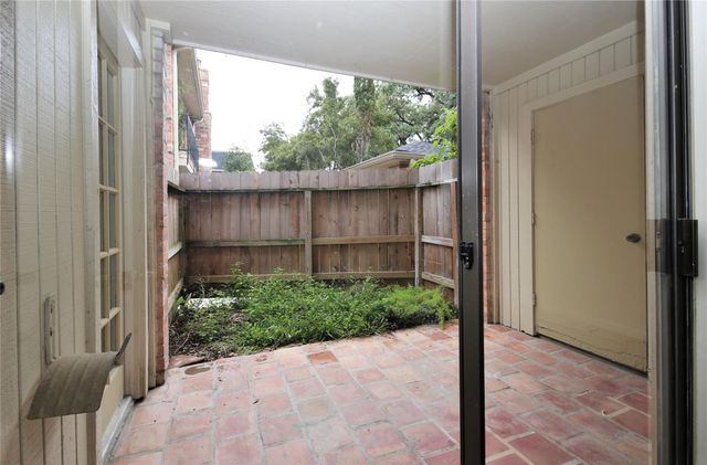 1601 S Shepherd 115, Houston, TX 77019