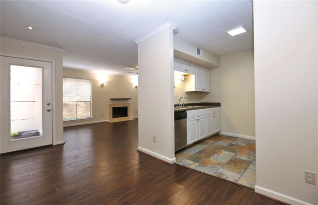 1601 S Shepherd 115, Houston, TX 77019
