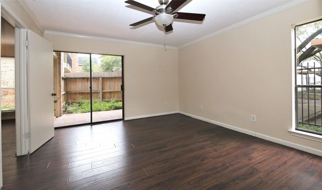 1601 S Shepherd 115, Houston, TX 77019