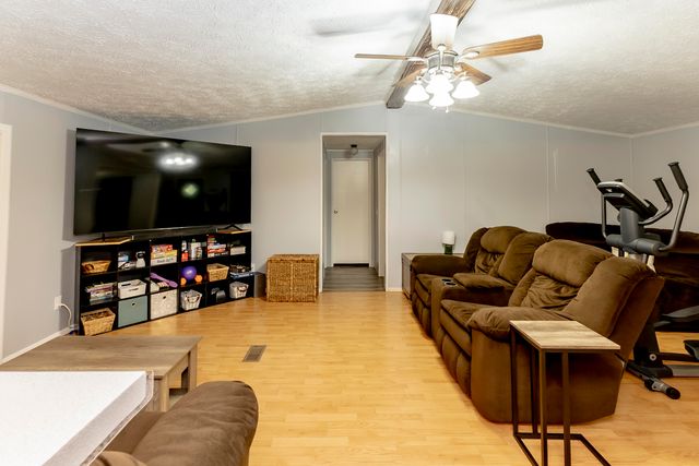 82 Abbott Broadhurst Road, Monticello, KY 42633