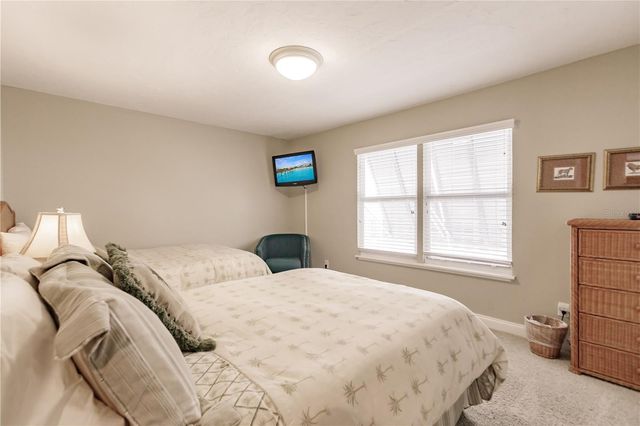 6052 W PEPPERTREE WAY 235B, Sarasota, FL 34242