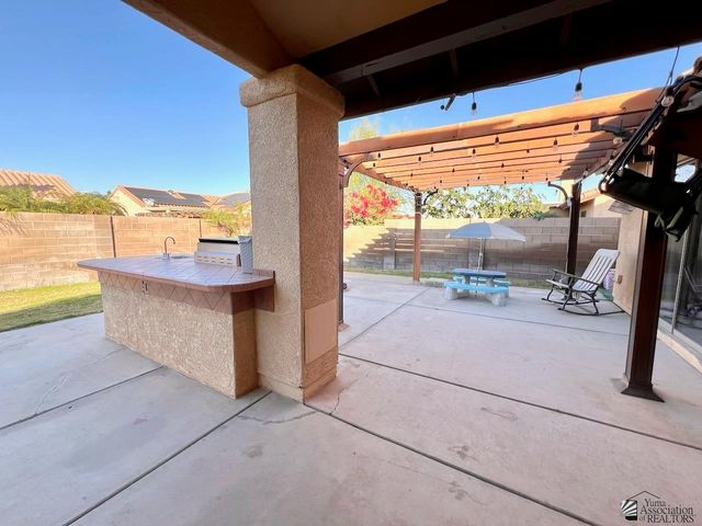 8330 E Topeka Pl, Yuma, AZ 85365