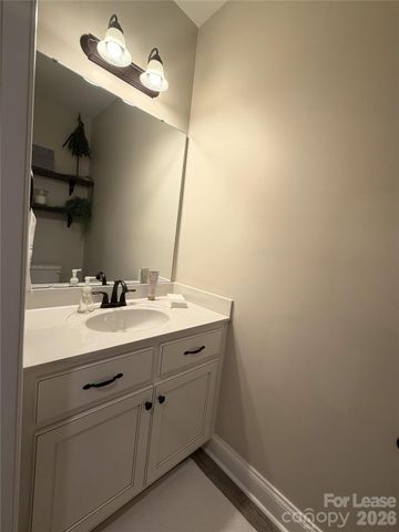 4198 Pickering Drive, Hickory, NC 28602