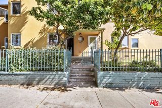 2010 Virginia Avenue B, Santa Monica, CA 90404