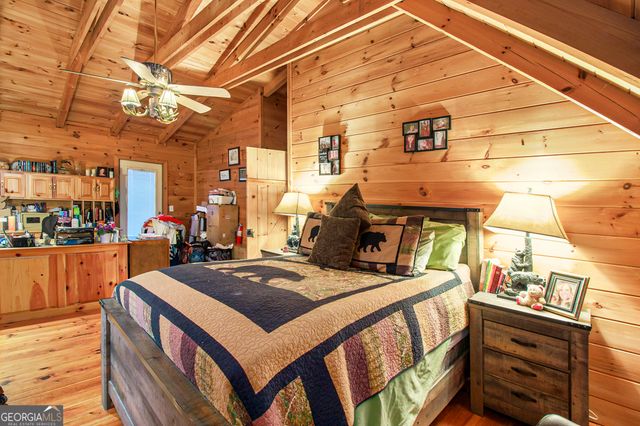 696 Railey Ridge NE, Ranger, GA 30734