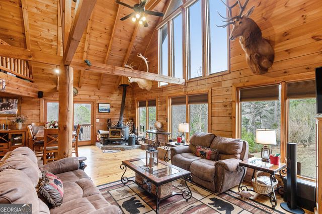 696 Railey Ridge NE, Ranger, GA 30734