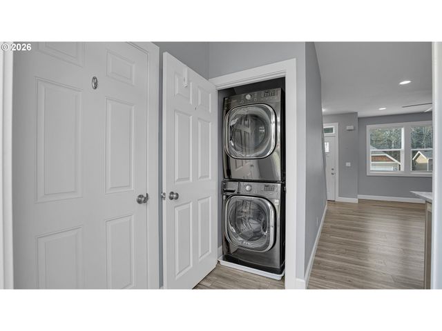 4650 Ne TIDE Ave, Lincoln City, OR 97367