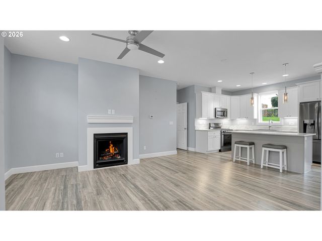 4650 Ne TIDE Ave, Lincoln City, OR 97367