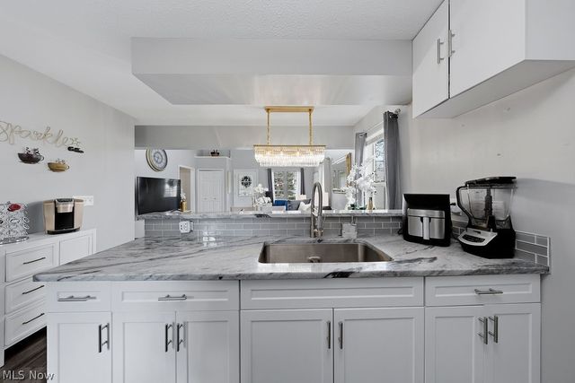 1833 Hobbits Way, Brunswick, OH 44212