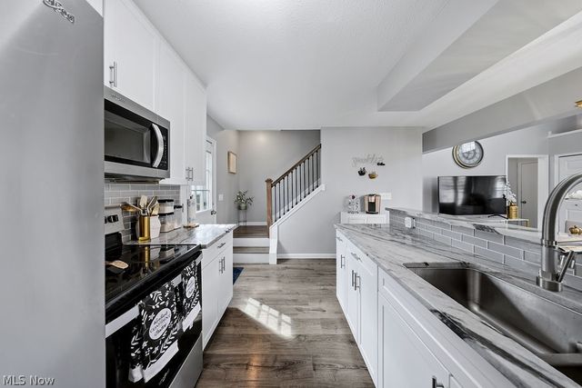 1833 Hobbits Way, Brunswick, OH 44212