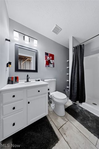 1833 Hobbits Way, Brunswick, OH 44212