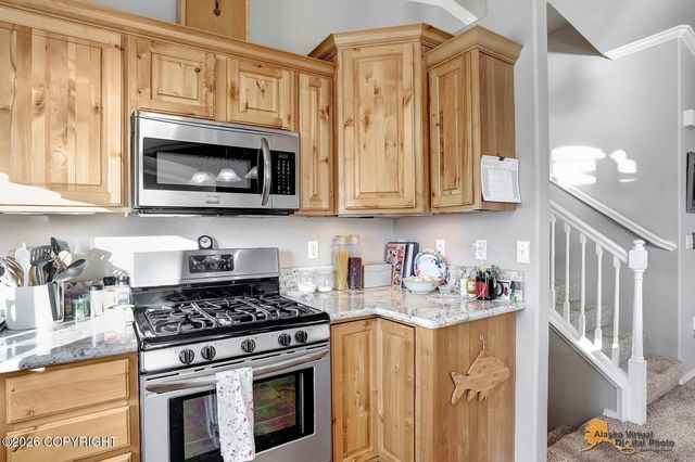 13670 E Field Lane, Palmer, AK 99645