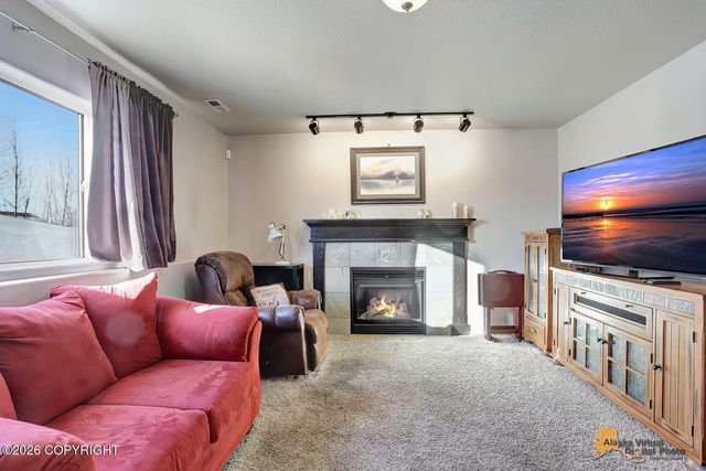 13670 E Field Lane, Palmer, AK 99645