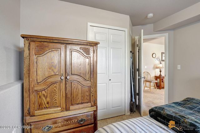 13670 E Field Lane, Palmer, AK 99645