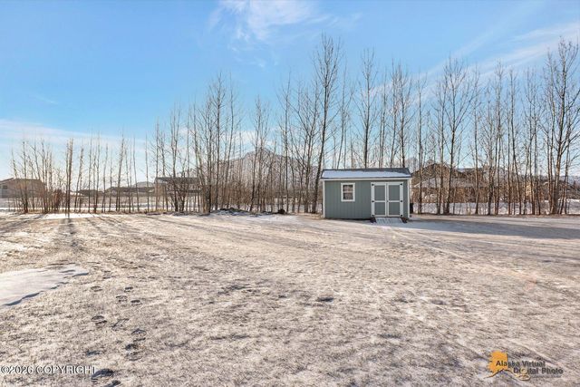 13670 E Field Lane, Palmer, AK 99645