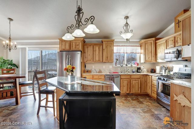 13670 E Field Lane, Palmer, AK 99645