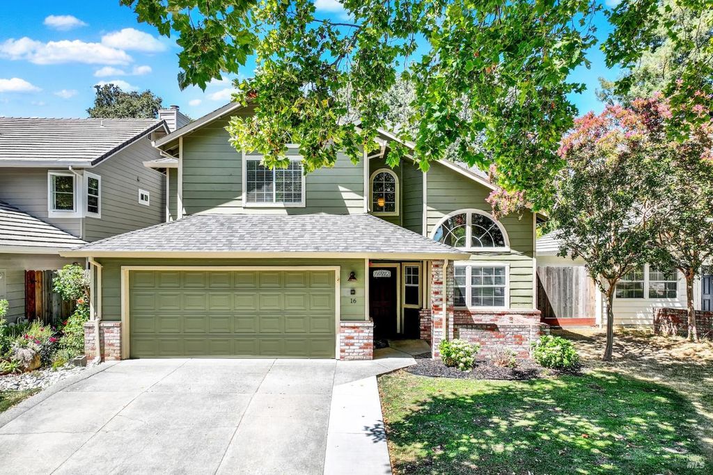 16 Winestone Ct, Napa, CA 94558