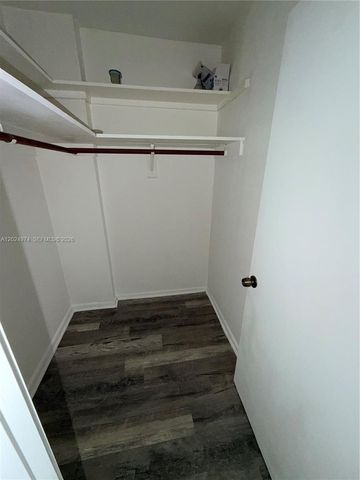 1470 NE 125th Terrace 605, North Miami, FL 33161