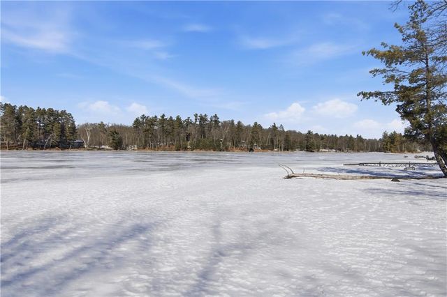 9853 Callahan Lake Road, Hayward, WI 54843