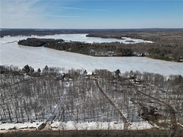 9853 Callahan Lake Road, Hayward, WI 54843