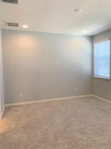 1073 AMBER LEAF TRAIL, Wesley Chapel, FL 33544