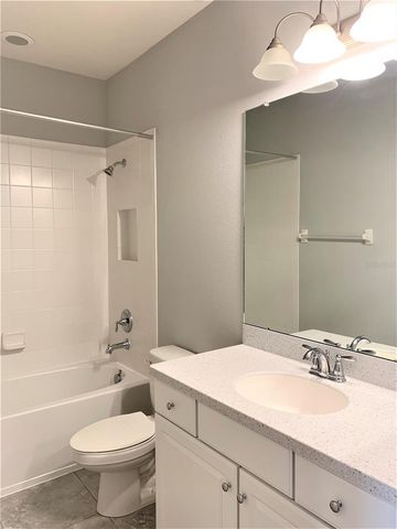 1073 AMBER LEAF TRAIL, Wesley Chapel, FL 33544