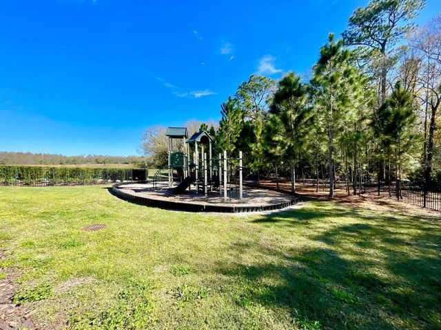 1073 AMBER LEAF TRAIL, Wesley Chapel, FL 33544