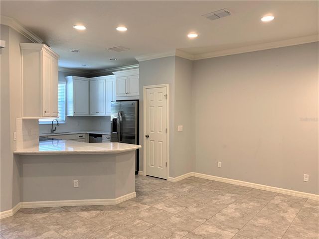 1073 AMBER LEAF TRAIL, Wesley Chapel, FL 33544