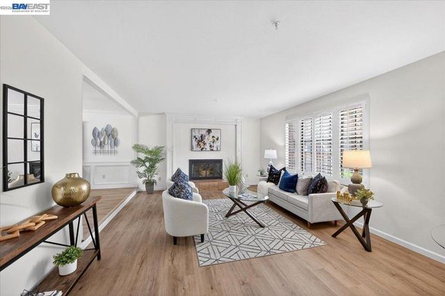 28 28 Harrington Rd, Moraga, CA 94556