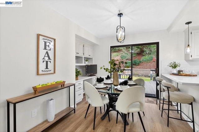 28 28 Harrington Rd, Moraga, CA 94556