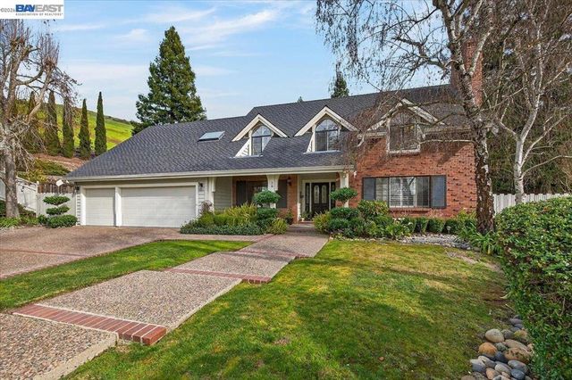 28 28 Harrington Rd, Moraga, CA 94556
