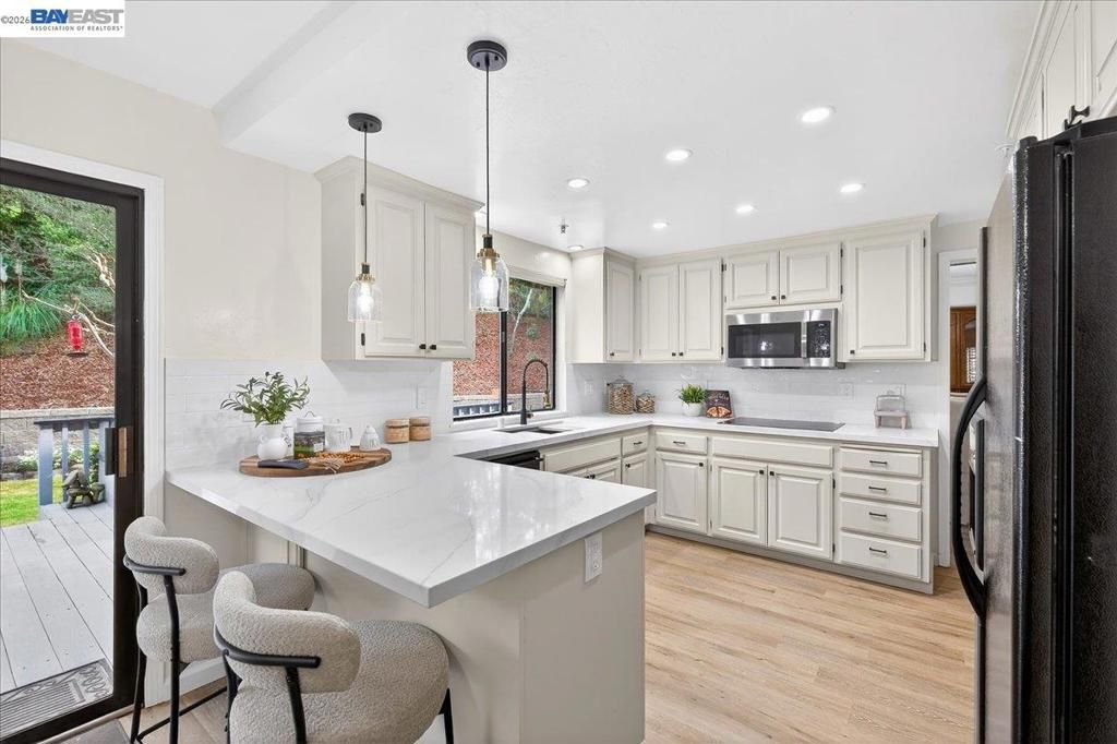 28 28 Harrington Rd, Moraga, CA 94556