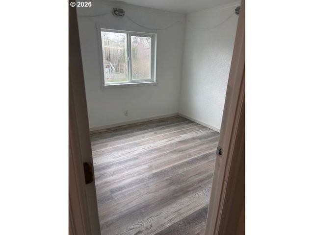 1400 CANDLELIGHT Dr 174, Eugene, OR 97402