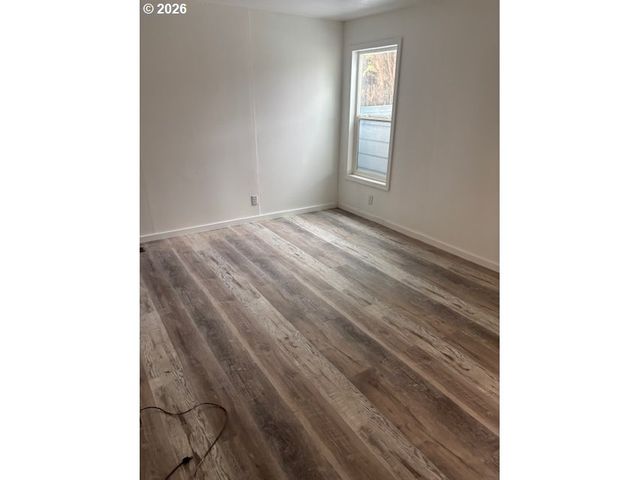 1400 CANDLELIGHT Dr 174, Eugene, OR 97402