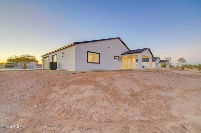 71 S 352ND Drive, Tonopah, AZ 85354