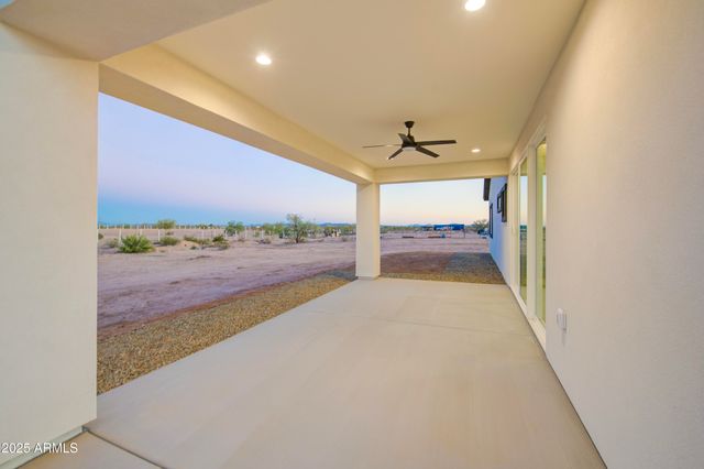 71 S 352ND Drive, Tonopah, AZ 85354