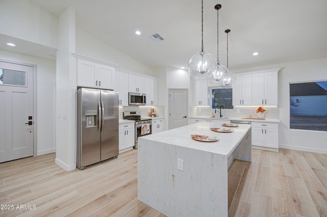 71 S 352ND Drive, Tonopah, AZ 85354