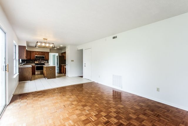 7641 Germander Lane, Indianapolis, IN 46237