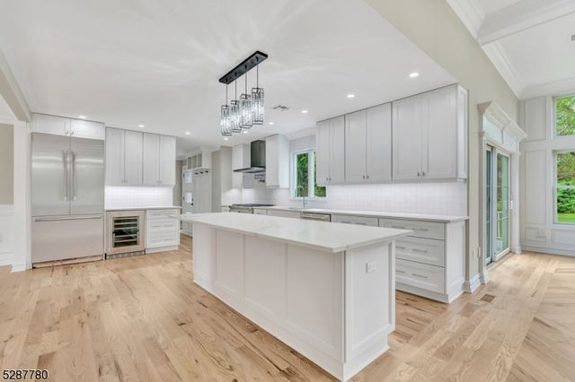 737 Wingate Dr, Bridgewater Twp., NJ 08807