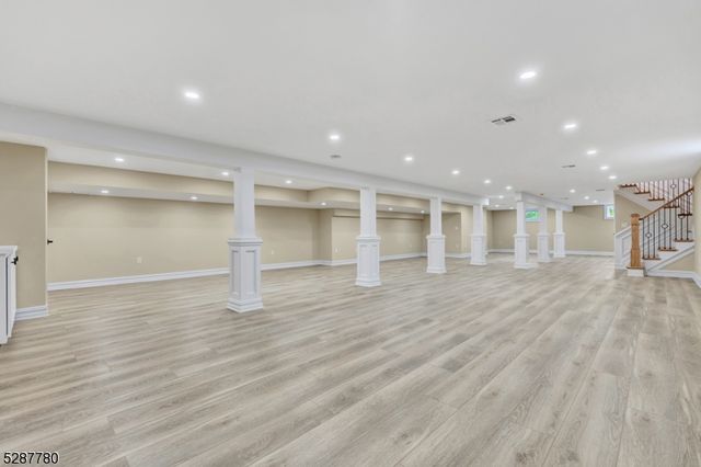 737 Wingate Dr, Bridgewater Twp., NJ 08807