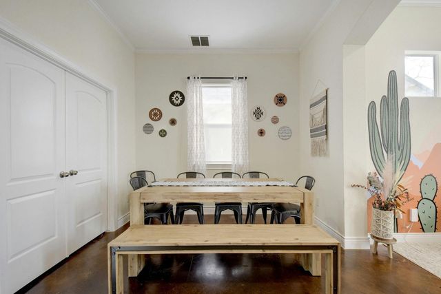 2206 E 14th ST 2, Austin, TX 78702