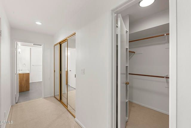 1520 S Beverly Glen Boulevard 204, Los Angeles, CA 90024