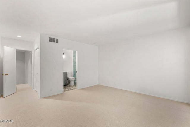 1520 S Beverly Glen Boulevard 204, Los Angeles, CA 90024