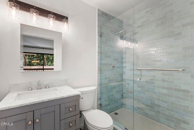 1520 S Beverly Glen Boulevard 204, Los Angeles, CA 90024