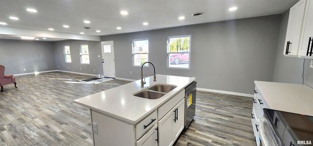 7306 Norris Drive, Marion, IL 62959