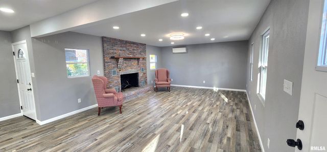 7306 Norris Drive, Marion, IL 62959