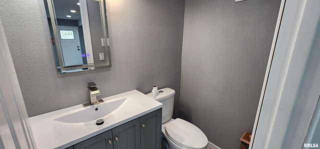 7306 Norris Drive, Marion, IL 62959