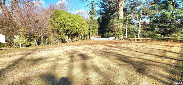 7306 Norris Drive, Marion, IL 62959