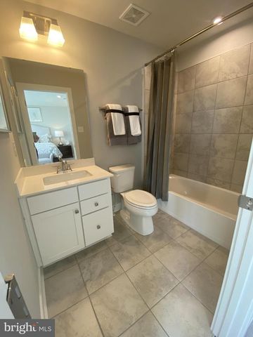 712 WALLASEY DR, Middletown, DE 19709