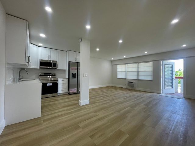 328 Brighton H, Boca Raton, FL 33434